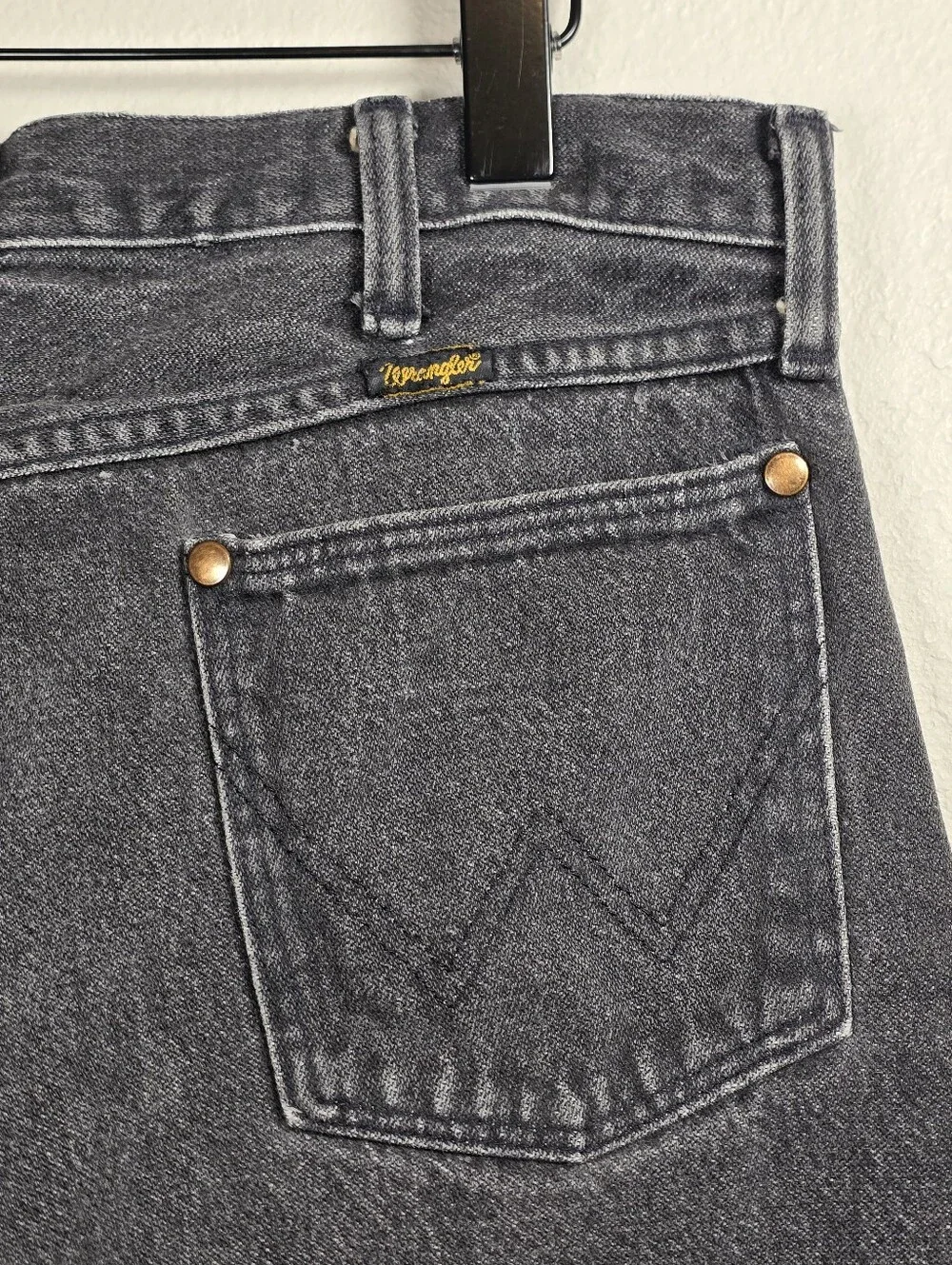 Vintage Wrangler 13MWZ Black Jeans Made in USA Cowboy Cut Mens Tag 35x34 Fits 33